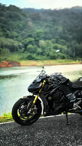 #bigbike #คนชอบบิ๊กไบค์#kawasakiz #z1000 #z800kawasaki 