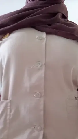 gatau ngapain diaa pkee tas orang😭#fypp #4upage 