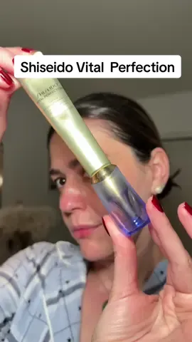 #gifted_by_shiseido  gifted by shiseido  #giftedbyshiseido #vitalperfection @SHISEIDO #antiagingskincare  Is this cream going to help get rid of deep neck lines?! 🙏🏻