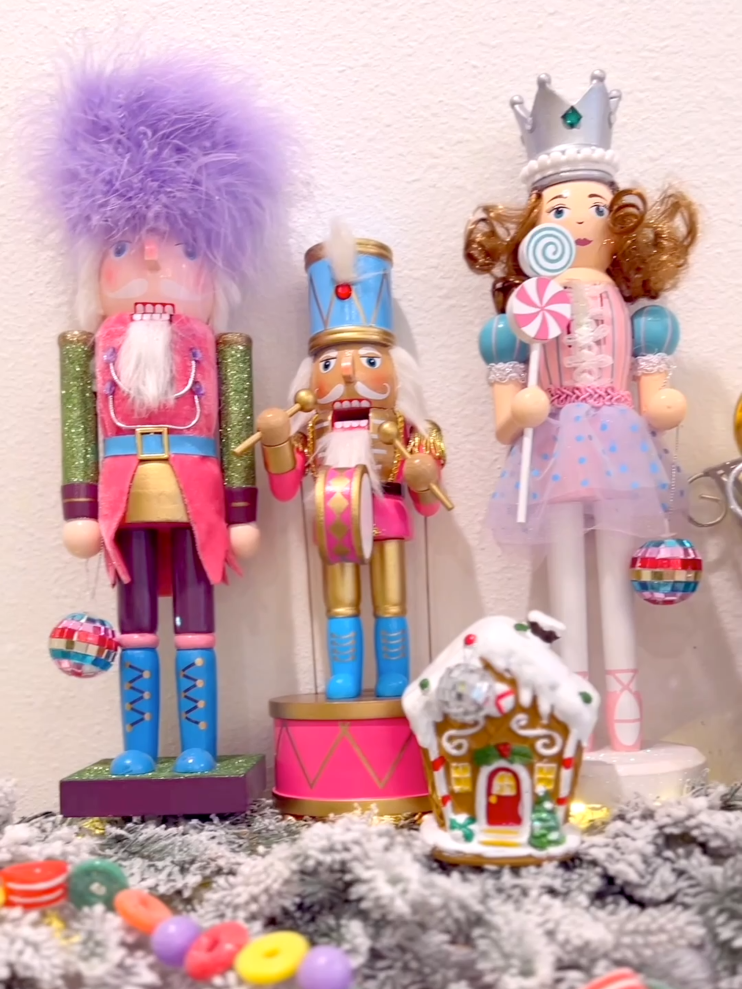 It’s officially a week into November…  which means you’re already behind on the decorating, hot cocoa sipping, and Mariah Carey singing. Because nothing says festive spirit like twinkle lights, and an overstimulated, overscheduled toddler. #MomLife #HolidaySeason #ParentingHumor #PreschoolMom #ToddlerMom #candylandholiday #candylandchristmas #christmasdeor #HolidayDecor #ParentingMadeFun #MomHack #momhunor #momjoke #itstime