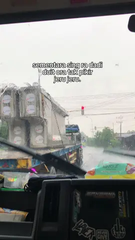 Butuhe duwit”””😁#fyp #sopirpaketindonesia #paketbalap🚚🚚🚚 #indonesiacepat🌶 