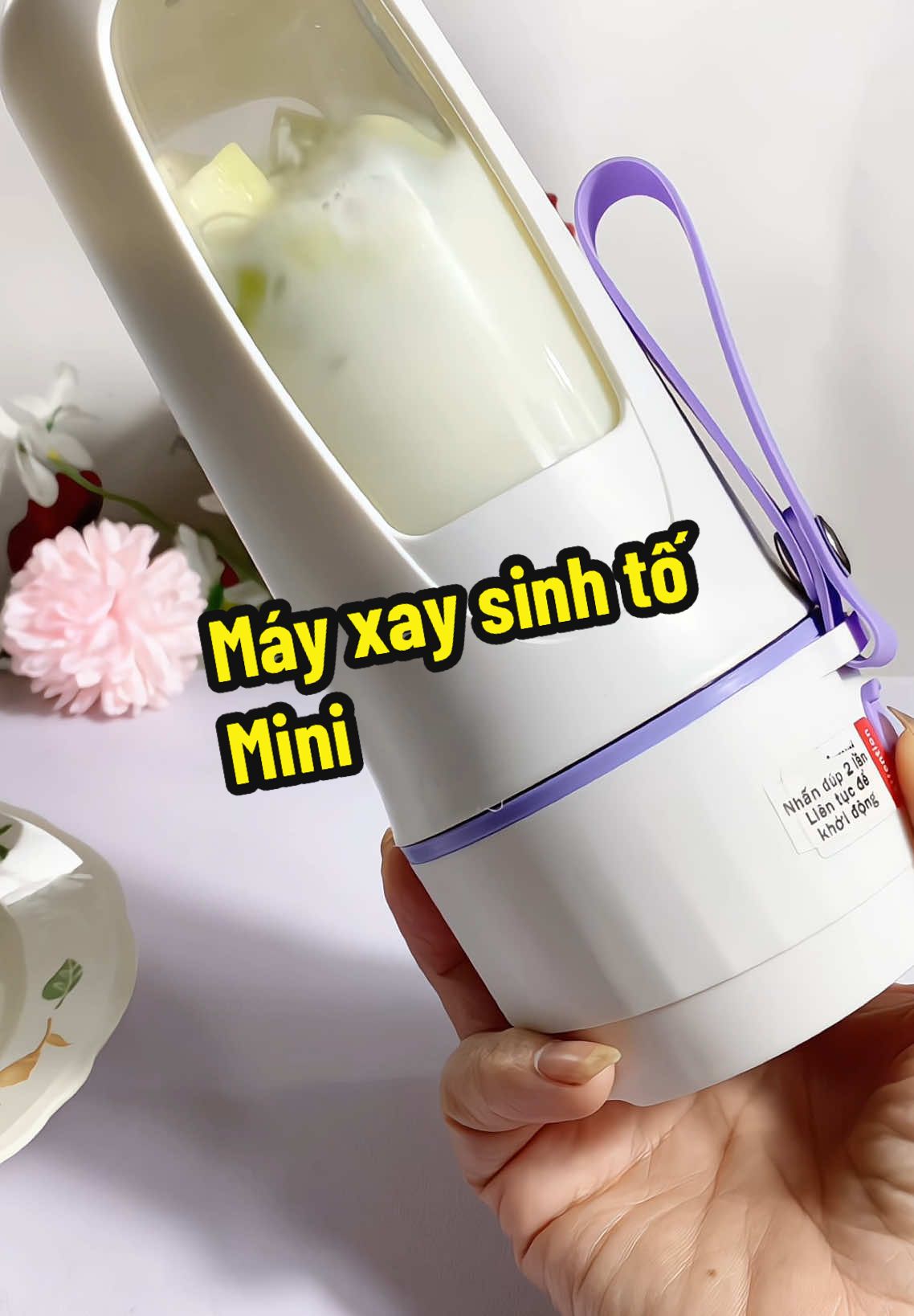 Máy xay sinh tố cầm tay ,Sạc pin đầy dùng được nhiều lần luôn ,tiện lắm ý #cobinhtaphoa #taphoagiadung #mayxaymini #mayxaysinhtocamtay 