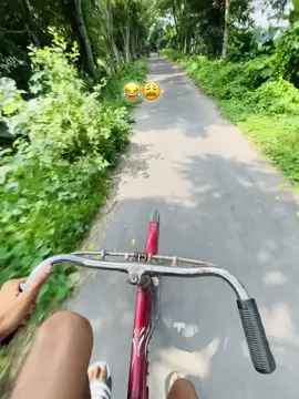 ধীরে ধীরে চালাউ গারি।   😁😁😩