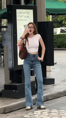 แว่น ไหน #กางเกงยีนส์ 