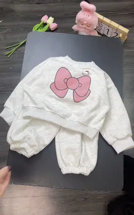 Không xinh không lấy xiền 😊 #quanaomuadong #xuhuong #doxinhmoingay #quanaotreem 