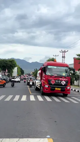 𝐏𝐄𝐍𝐆𝐀𝐌𝐀𝐍 𝐀𝐑𝐔𝐒 𝐋𝐀𝐋𝐔 𝐋𝐈𝐍𝐓𝐀𝐒 𝐒𝐄𝐑𝐔𝐀𝐍 𝐀𝐊𝐒𝐈 𝐓𝐎𝐋𝐀𝐊 𝐏𝐄𝐍𝐘𝐈𝐓𝐀𝐀𝐍 𝐌𝐎𝐊𝐄 𝐏𝐄𝐓𝐀𝐍𝐈 𝐋𝐎𝐊𝐀𝐋   “𝘀𝗲𝗺𝗼𝗴𝗮 𝗯𝗲𝗿𝗷𝗮𝗹𝗮𝗻 𝗮𝗺𝗮𝗻 & 𝗸𝗼𝗻𝗱𝘂𝘀𝗶𝗳 𝗸𝗮𝗺𝗶 𝘀𝗶𝗮𝗽 𝗠𝗲𝗹𝗮𝘆𝗮𝗻𝗶 & 𝗺𝗲𝗻𝗴𝗮𝗺𝗮𝗻𝗸𝗮𝗻 𝗽𝗲𝗻𝘆𝗮𝗺𝗽𝗮𝗶𝗮𝗻 𝗮𝘀𝗽𝗶𝗿𝗮𝘀𝗶𝗻𝘆𝗮” .. 🫡🙏🏼🚔🚦 #maumeretiktok🌴 #semuaorang #berandatiktok #fyp #