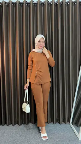 Rekomendasi oneset cantik 😍✨ #oneset #setelanwanita #onesetknit #onesetkekinian #ootdhijabstyle @Forever Sweet Concept 