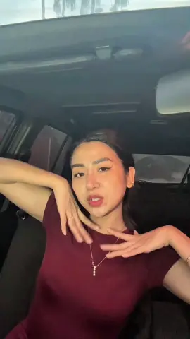 untung ga marah mobilnya kena bedak g2g🤪