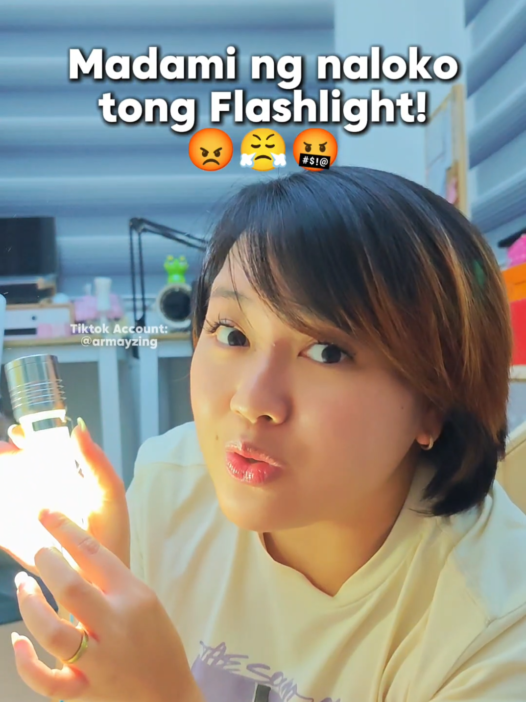 Replying to @reyn0909 Buti nalang talaga pinanuod ng buo yung video kung gaano ka lakas tong Flashlight na to🤭🤣 #flashlight #multifunctionalflashlight 