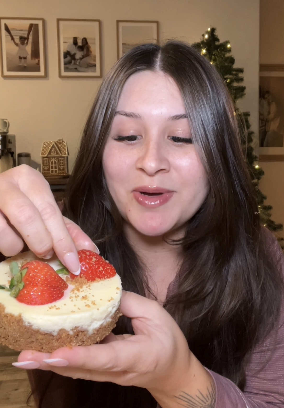 #cravings #pregnancy #eating #pregnant #crumbl 