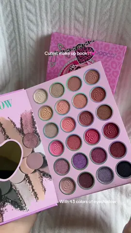 No need na mag dala ng marami in one book all in na. With 43 colors of eyeshadow na complete set #palletebook #makeupbook 