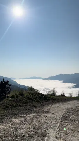 Tour 300km chỉ để ngắm được biển mây như này thế là đủ rồi #xuhuong #sanmay #taxua #trending 