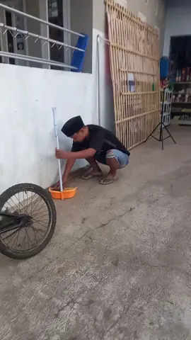 Nu kasurupan ge sampe pundung  #bodoransunda #komedi 