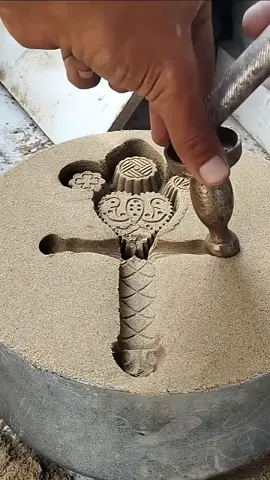 #satisfying #cementart #pottery #sandmentcrushing #experiment صهر المعادن