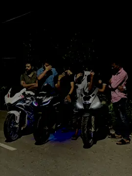 সবাই বন্ধু, কিন্তু কেউ পাশে থাকেনা – দরকারে!” #foryoupage #bdtiktokofficial #unfrezzmyaccount #viralvideo #foryou 