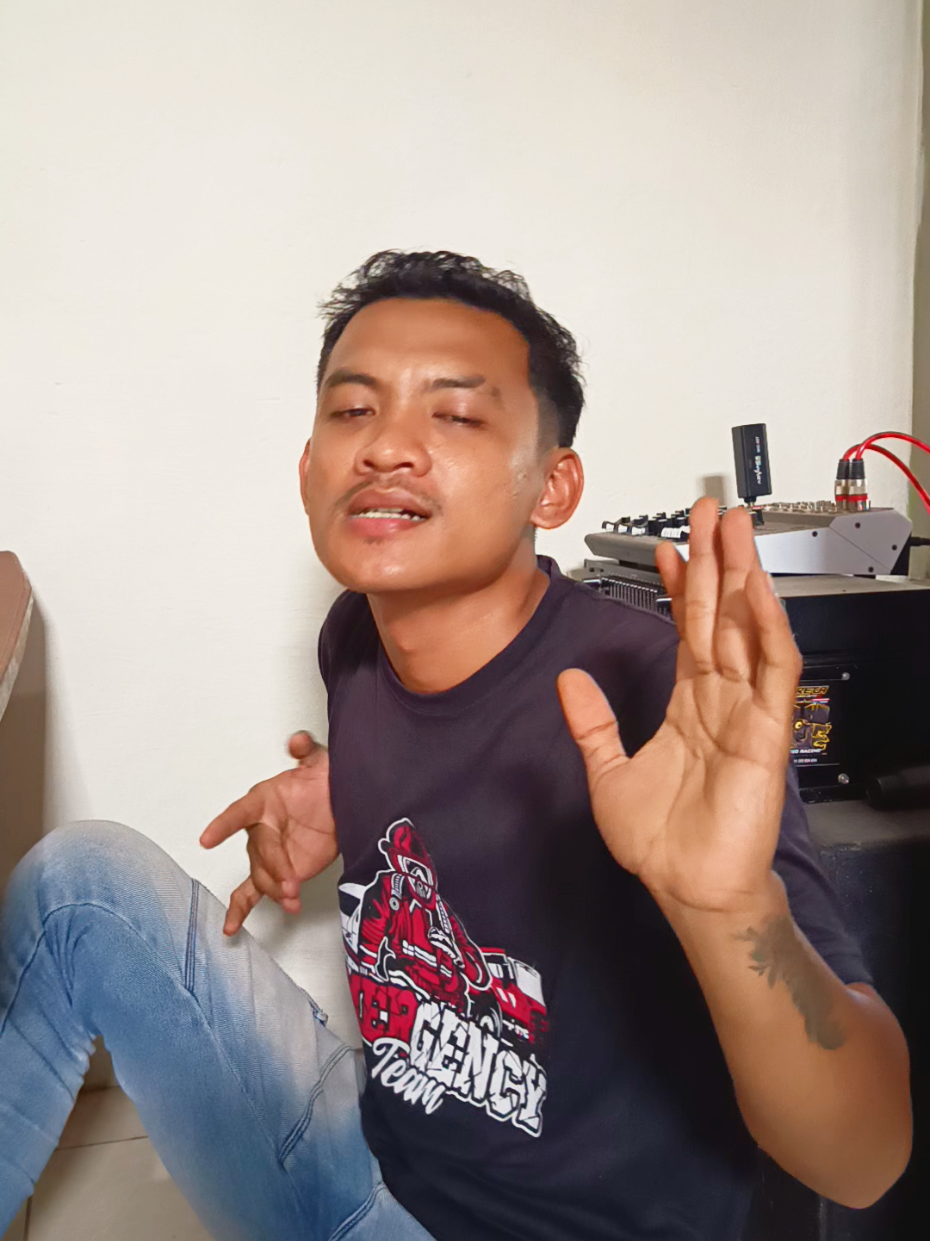 lagu sing marakno wedus sak kandang kadol...!!! #hamid_jabangbayik 