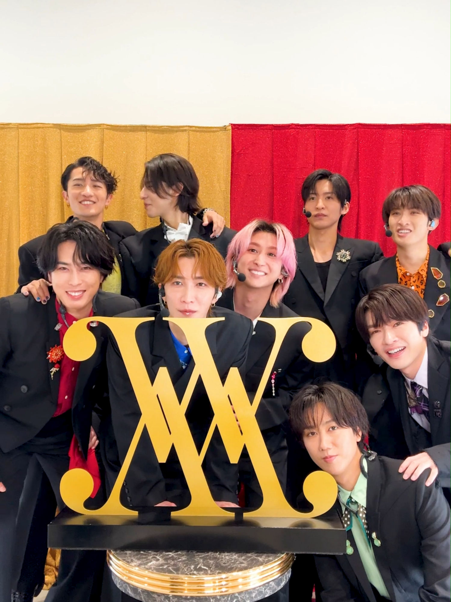 #withMUSIC コメント🎥 ￣V￣￣￣￣￣￣￣￣￣ 11/8（土）22時から放送📺🎵 【Snow Man】からコメント動画が到着❤️‍🔥 ぜひご覧ください💘🎧 #SnowMan @snowman_mentrecording_s