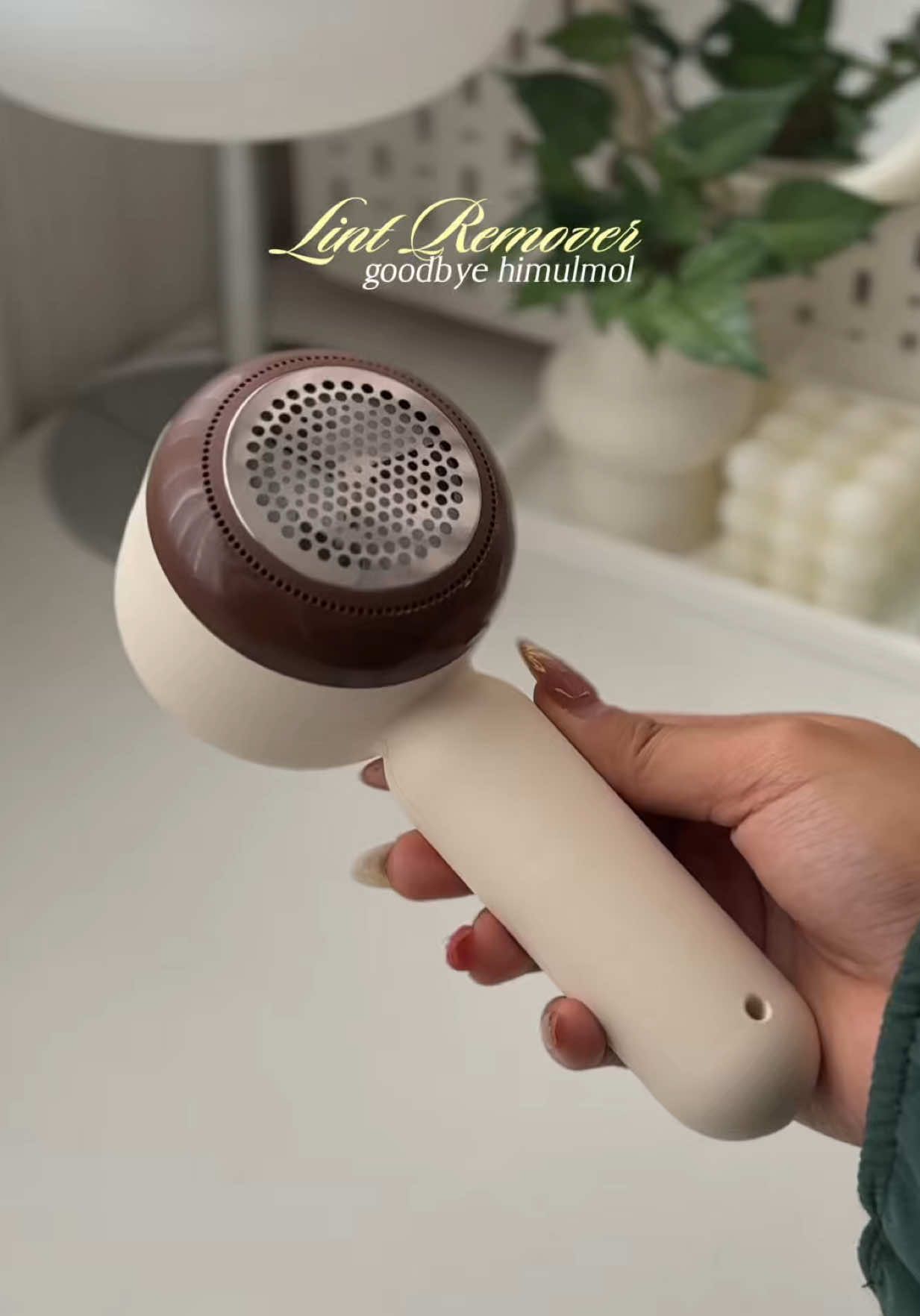 Lint-free in seconds. I’m obsessed! Sobrang satisfying gamitin 🩳👔 #lintremover #fabricshaver #electriclintremover #clothingcare #lint 