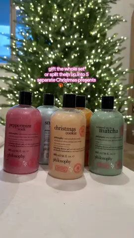 Grab a clear bag, add a loofah and a candy cane and bam.. 5 separate Christmas gifts!! 🎁 #giftgiving #giftideas #christmasgiftideas #giftsforher 