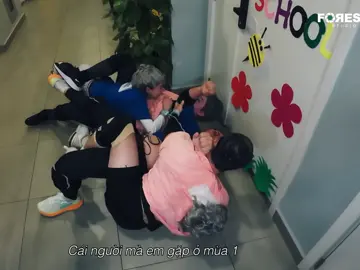 Lo lắng cho xương khớp mấy cụ quá  #NinhDuongLanNgoc #RunningManVietnam #RunningManVietnamSeason3 #ChayNgayDi #NDLN 