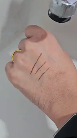 เจลไลน์เนอร์ #focallure #focallurebeauty เส้นเรียว กันน้ำ กันเหงื่อ ดีงาม #รีวิวบิวตี้ #tiktoklooks #fyp 