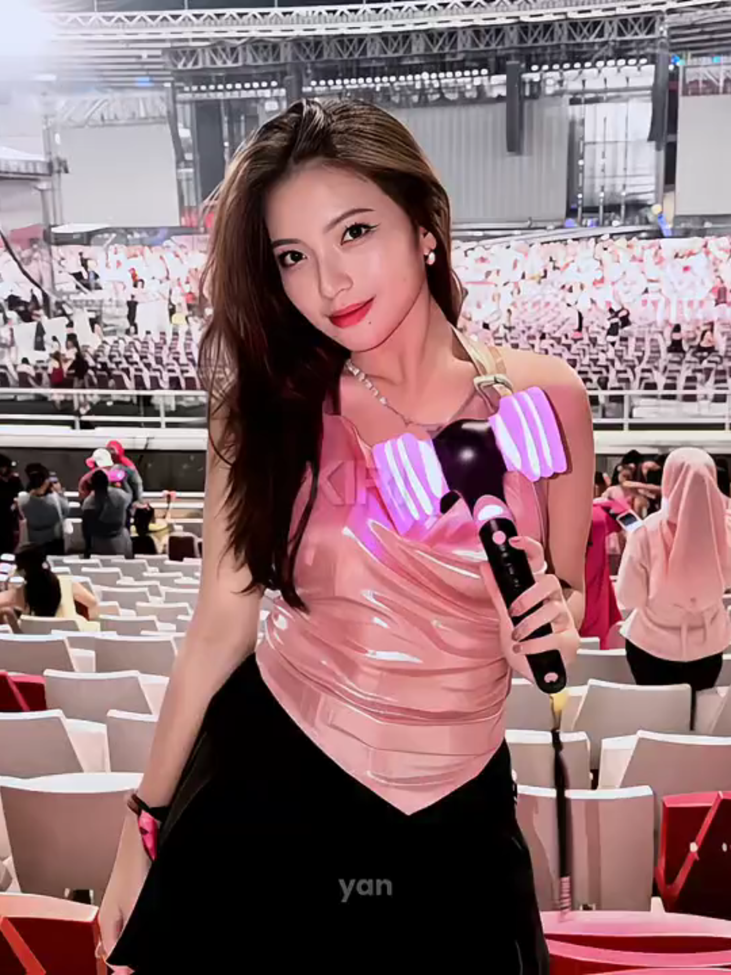 gracia or zee ada yang bentar lagi nyusul zee nih  #graciajkt48 #shaniagracia #zeeasadel #jkt48