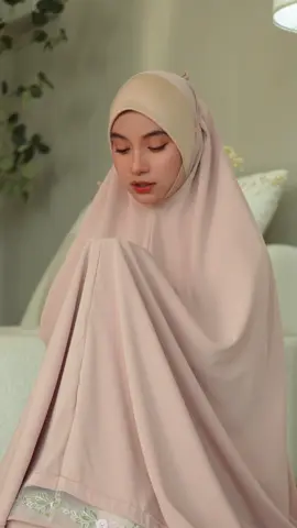 Aminnn.. Semoga Allah pelihara kita semua dengan kasih sayang Nya. Jom grab telekung cantik dan selesa dari Bellascha. #Telekungcantik #telekungawningonpoint #telekungtakpayahgosok #bellascha 