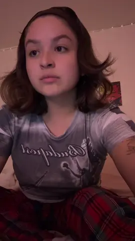 Kinda had to do it 🤷‍♀️ #bobbyhill #clockstrikestwelve #joker #satire #kingofthehill 