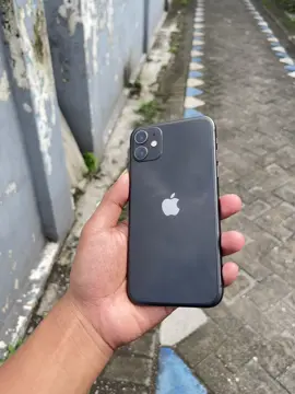 readyy ip 11 64gb 2jt an sajaa 🤩😍 satset yuuu #fyp #hpmurah #iphonemurah #surabaya #sidoarjo 