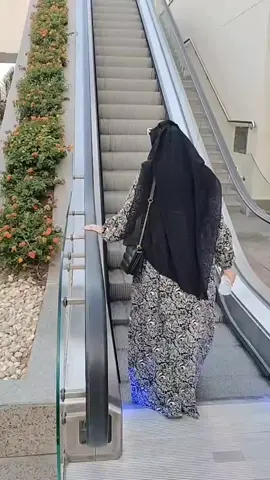 كدي سوي قدام هزي 