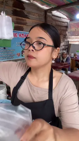 Berjualan di warung jadi lebih mudah 😇  Yang mau punya qris samaan kayak aku bisa pakai kode referal Qrisumkm yaaa biar dapat potongan 20.000 😍👌 #daftarqris #instaqris #qrisjualan #qris #warung