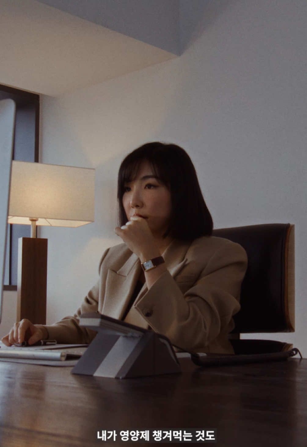 더블유와 한화손해보험이 선정한 열 명의 여성들, ‘Own Your Crown’ 캠페인👑.  - #협찬 #OwnYourCrown #나와살아가는보험을만나다 #한화손해보험