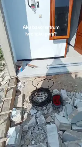 Pasang baru listrik Daya 900 harga 1.650 komplit instalasi, SLO, Nidi dan pulsa. Tambah daya Ganti box mcb Perbaikan instalasi Migrasi pulsa ke meter biasa atau sebalilnya Pembuatan SLO Nidi Pengeboran sumur Sibel dll Minat wa 085233934296 #kostmadiun #kostcaruban #fyppppppppppppppppppppppp #madiun #listrik 