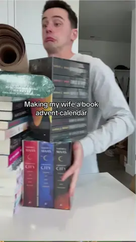 A week late is better than never 😅 (jess don’t watch this)#samandjess #bookadventcalender