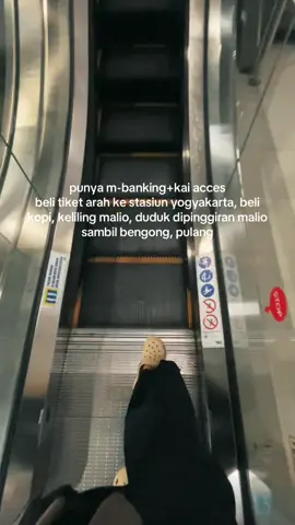 sendiri pun oke aja #malioboro #yogyakarta #railfans #railfansindonesia 