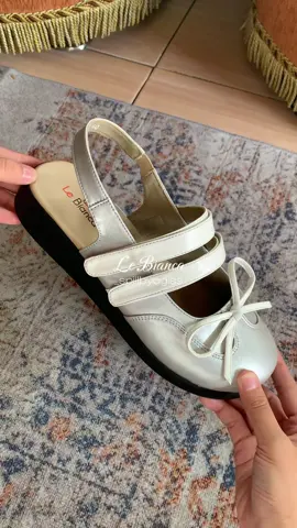 @Le Bianca Store's #sandal #sandalwanita #kekinian #rekomendasi #fyp 