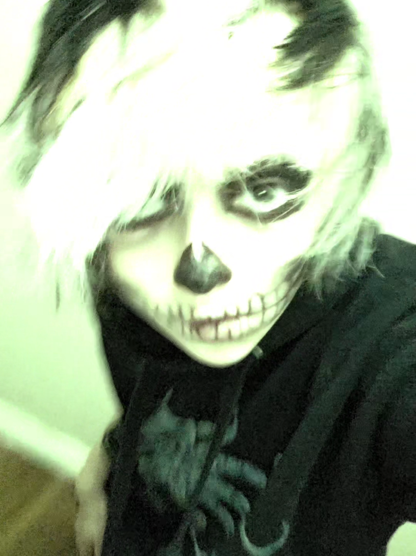 ive heard too much from either side its js disappointinggg, yes, there's valid points but its gets to an extent yk #punktok #political #alt #facts #idk 