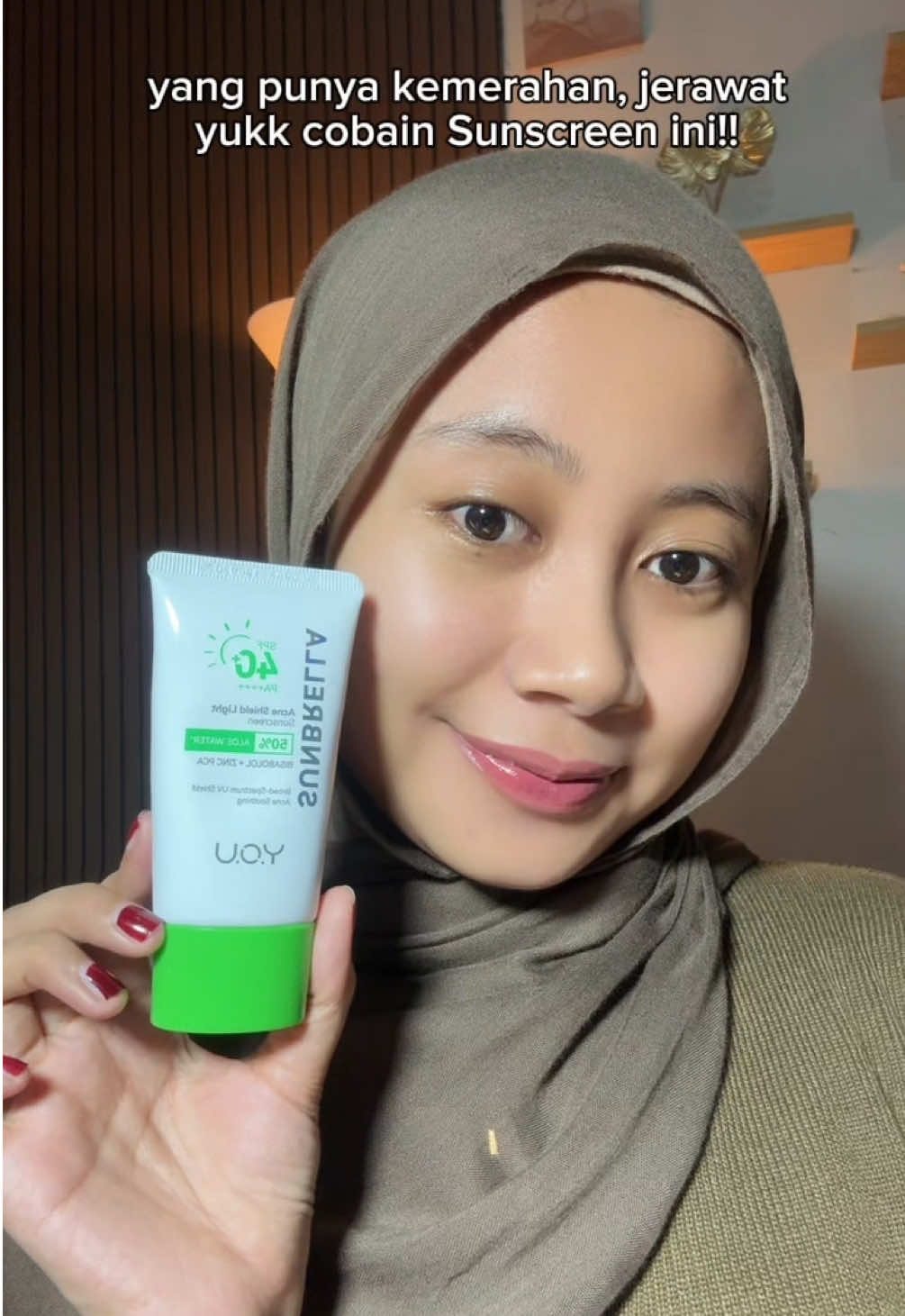 Sunscreen tekstur sorbet seadem itu diwajah, dipakai panas-panasan nggak bikin kusam😍 #sunscreenviral #sunscreenacne #sunscreenreview 