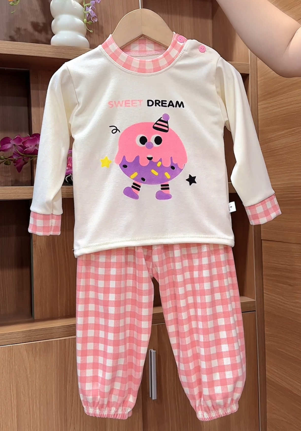 Bộ quần áo nỉ Hàn cho bé trai bé gái #mechangnee #xuhuong #thoitrangtreem #setxinhchobe 