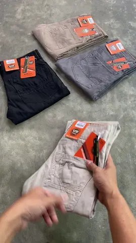 Harga Promo Nya Ada Di Kranjang Kuning Guyss ,,Mainkan dan pilih warna nya #fashion #celanapria #celanakanvas #liwatberanda #fyp 