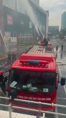 Làm quen với các công cụ cứu hỏa để trở thành anh hùng cứu trợ.#xuhuong #tiktok #viral #pccc #cuuhoa🔥 