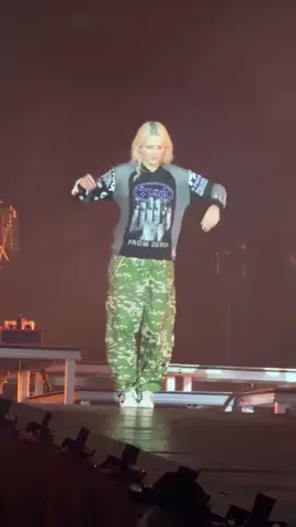 Cute Emily 😭😭😭🥹🥹 🎥gmpelomundo on x #linkinpark #emilyarmstrong #cuteness #dance #fyp 