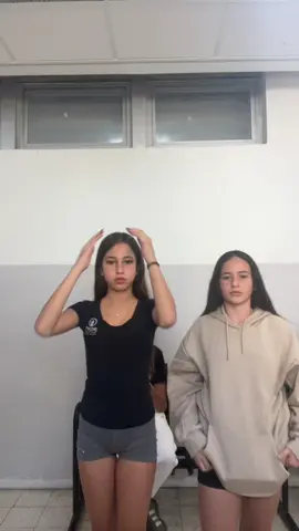 יובל לא יודעת לרקוד😣#התפרסם? #foryou #אורןלהב #fyp #תפרסמואותנו 