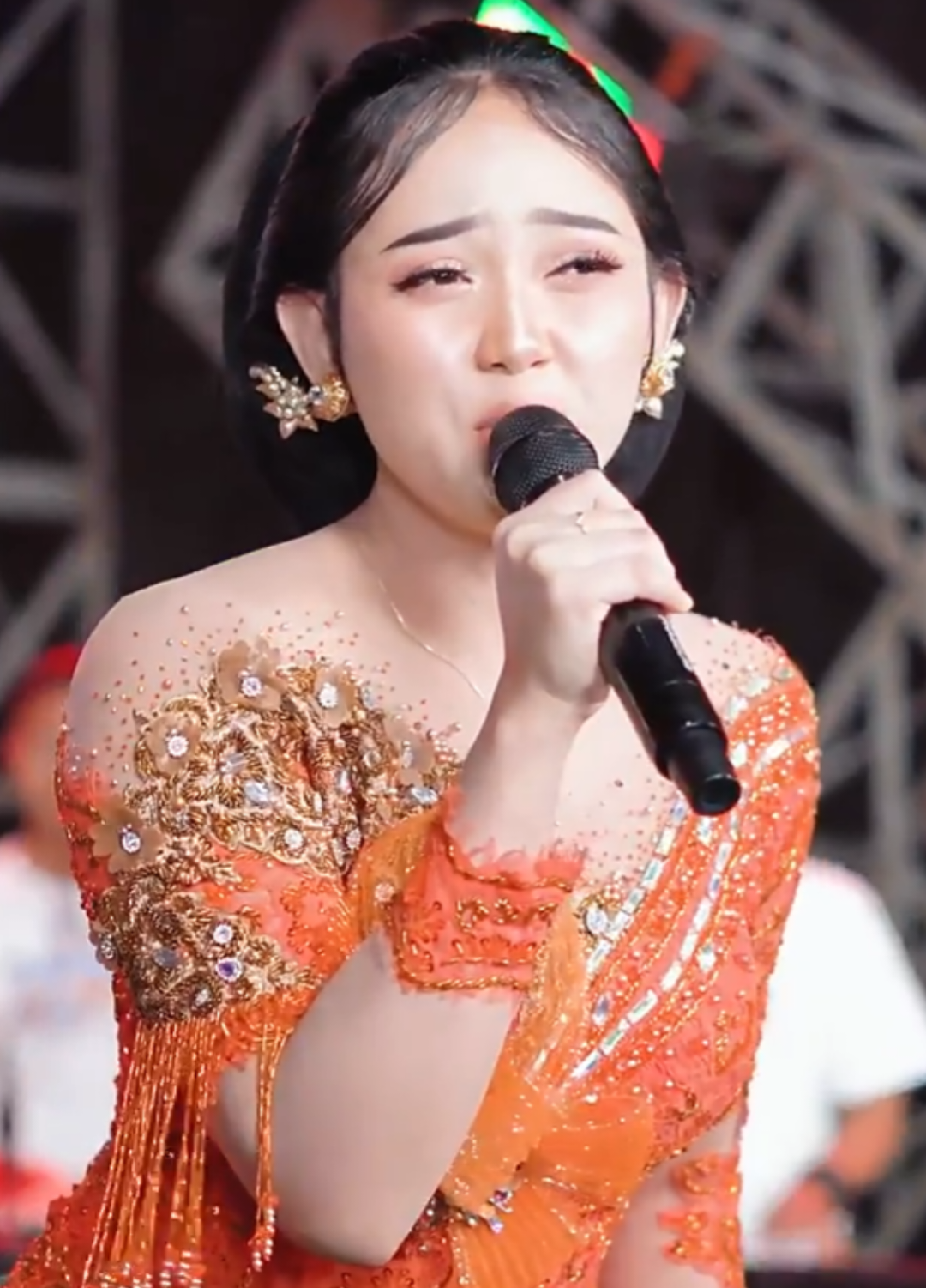 TAMU UNDANGAN - Silvy Kumalasari #tamuundangan #silvykumalasari #berkahtalenta #dangdutkoplo #trend