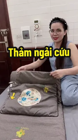 Khi nào cơ thể đau nhức cảm lạnh thương hàn đau nhức xương khớp chân tay  ,nằm thảm ngải cứu hoàng thịnh an giúp đau mỏi khí huyết lưu thông an toàn tiện ích#minhlathao #thamngaicuudongy #thamngaicuu #thamngaicuuhoangthinhan #xuhuong 