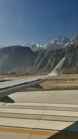 Yay Konsa Runway ha ??  Weekly Trips ki Details ky lia Insta Ya Whatsaap Pay Rabta Kijyay. Group our Families ky Lia Special offer 4 Seats Book karain 1 Seats Mukammal Free. 8 Din 7 Din 5 Din Hunza Skardu Ky Trips Har Friday Lahore sy Departure Karta ha. #gbtourism #gbtourismclub #gbtc #jumailkhokhar #foryoupage  