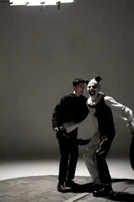 Creepy Dancing Clown #ViralReel #FunnyClown #CreepyButFunny #ClownTok #DanceReel