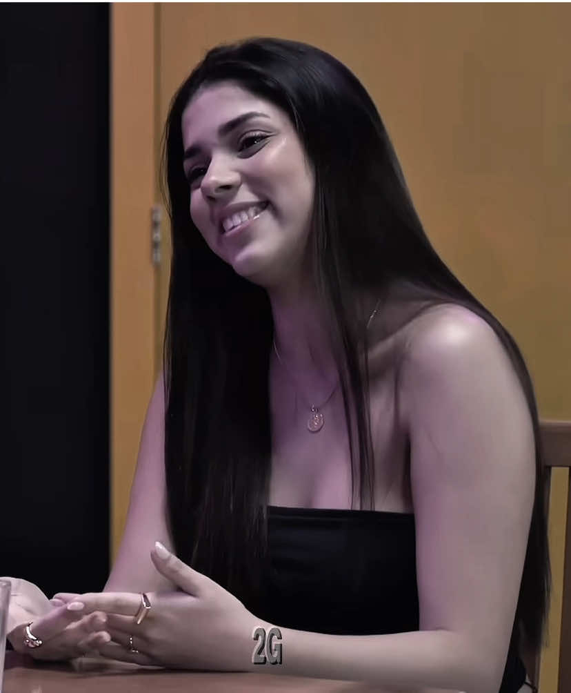 Depois de anos se encontraram e que química meus amigos… #ex #casal #relacinamento #pravoce #fyp 