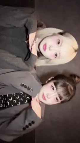 恋してる女の子って1番可愛いし彼氏いるとまじ可愛くなるよね💙💙#一生友子 