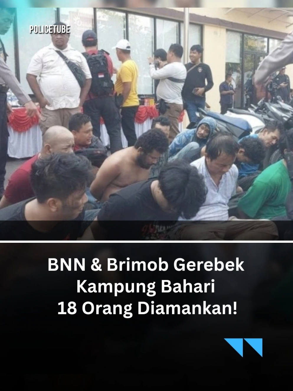 BNN dan Brimob Polri gerebek kawasan Kampung Bahari, Jakarta Utara. Sebanyak 18 orang diamankan dalam operasi gabungan dini hari. Polri tegaskan tak ada ruang bagi jaringan perusak bangsa. #polisi #polri #BNN  #JakartaUtara #KampungBahari 